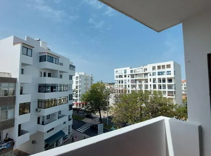 Coluna Mar קווארטיירה